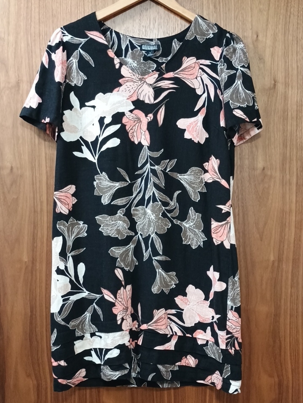 2/$20 Nicole Miller Black Floral Linen Blend Dress with Pink & White Blooms S-M